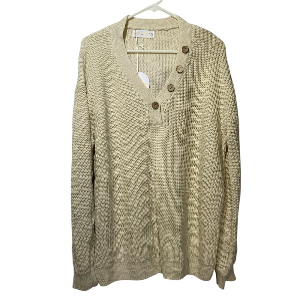 NEW SHOP WANNA B SWEATER COLOR CREAN BUTTONS V NECK/ SIZE L
